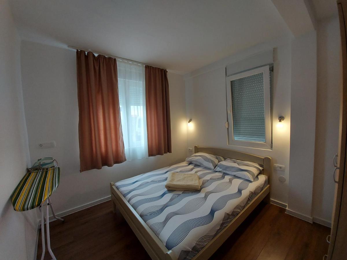 Halcon Apartments Kotor Buitenkant foto